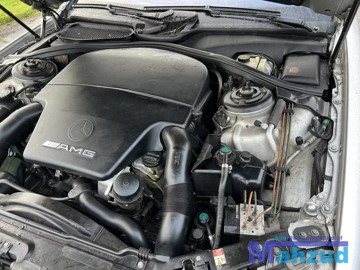 2000-mercedes-s-klasse-w220-s-55-amg-113986-zilver-744-onderdelen — foto 44