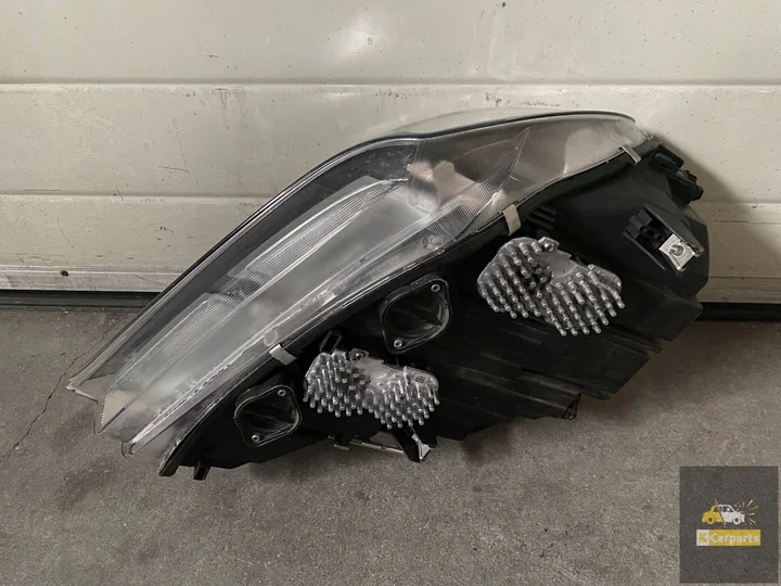 72208911-bmw-f06-f12-bi-xenon-links-torsie — foto 4