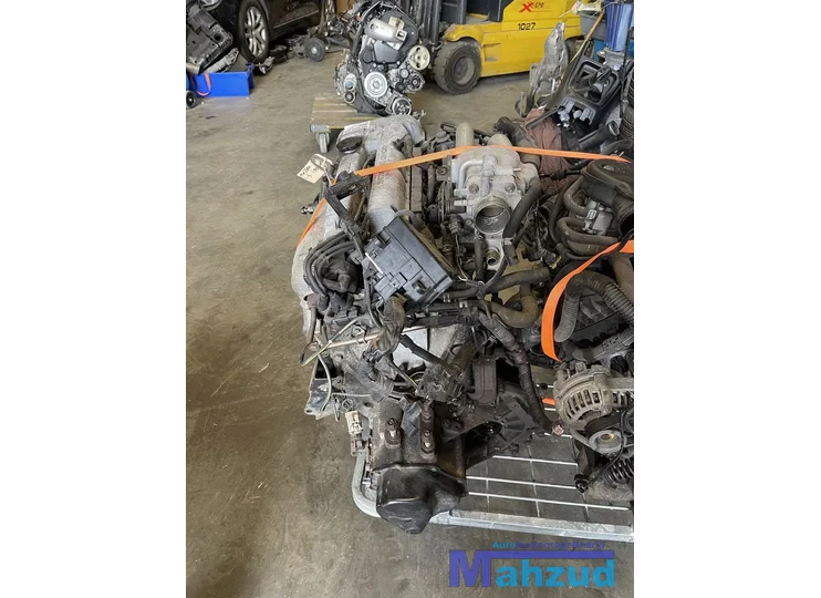 mazda-323-15i-15-i-16v-motorblok-z5-motor