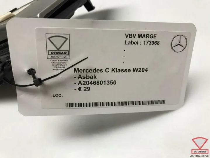 mercedes-c-klasse-w204-asbak-a2046801350 — foto 3