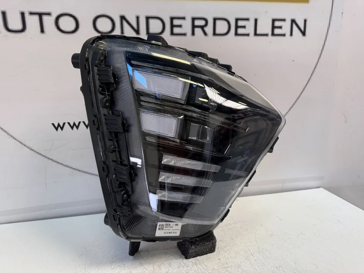 hyundai-kona-2-vol-led-koplamp-92102hf100-hf92161120-2023 — foto 3