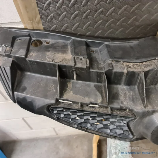 bumpergrille-toyota-aygo-i-2005-2009-gebruikt-origineel-bovenste — foto 6