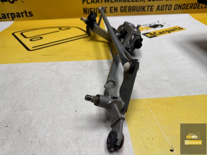 ruitenwissermotor-voor-toyota-yaris85110k0120 — foto 4