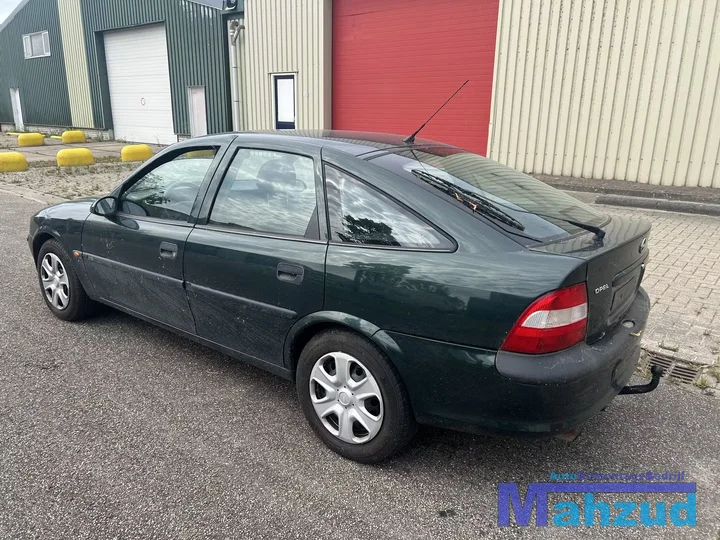 1998-opel-vectra-18-i-16v-groen-l359-x18xe-onderdelen-demotage — foto 4