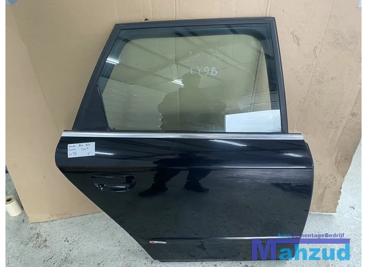 AUDI A4 B7 AVANT Zwart LC9Z Rechts achter deur portier 04-08