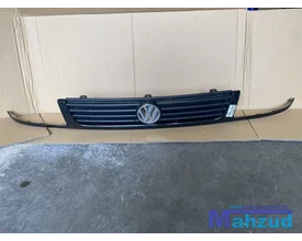 vw-polo-3-6v2-6n-zwart-grille
