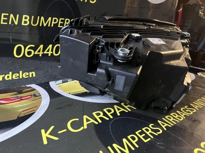 koplamp-glc-facelift-w253-vol-led-links — foto 10