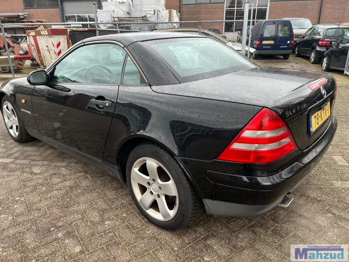 mercedes-slk-r170-zwart-197-demontage-onderdelen-sloop — foto 4