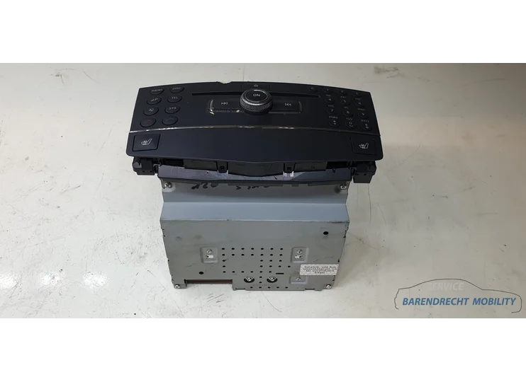 mercedes-c-klasse-c204-w204-s204-navigatie-module-a2048705590-navi-nav-multi-media-multimedia-radio-cd-dvd-gps-stoelverwarming-stoel-verwarming-nette-staat-gebruikt-2011-2012-2013-2014-2015-barendrecht-mobility-service