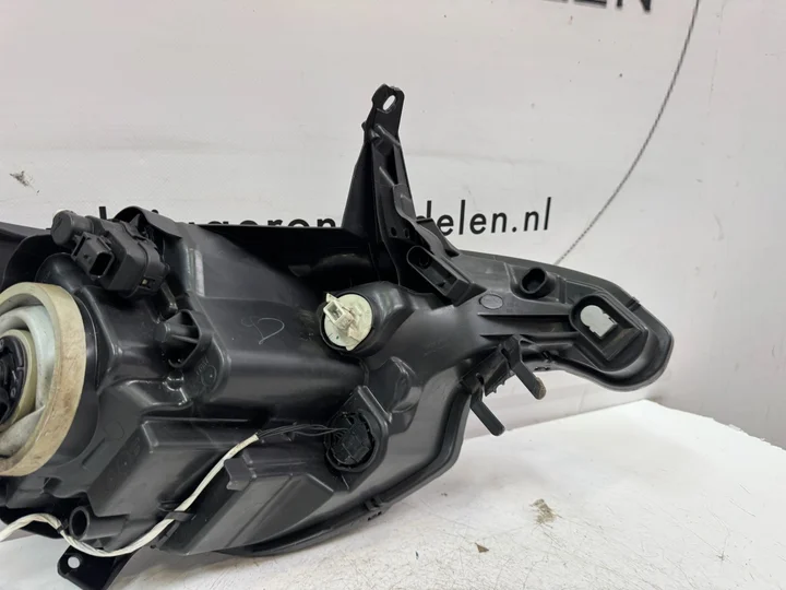 peugeot-108-led-koplamp-links-811500h150 — foto 7