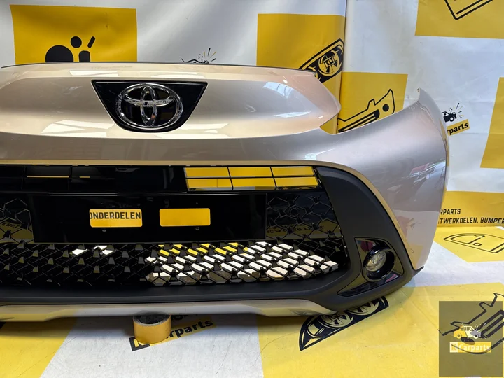 toyota-aygo-x-voorbumper-origineel-compleet-nieuw-pdc — foto 7