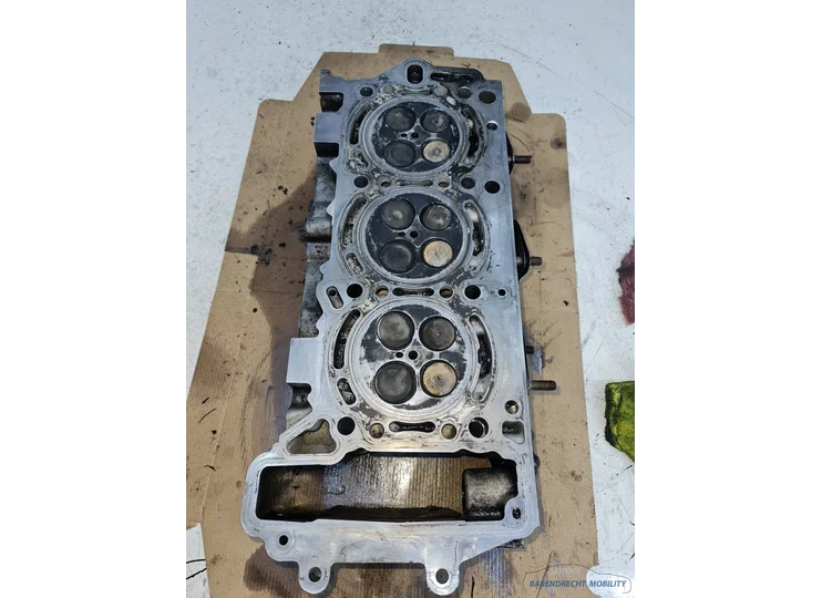 om642-642-mercedes-chrysler-jeep-dodge-pierburg-cilinderkop-rechts-r6420162301-origineel-nette-staat-gebruikt-2005-2006-2007-2008-2009-2010-2011-2012-2013-2014-barendrecht-mobility-service