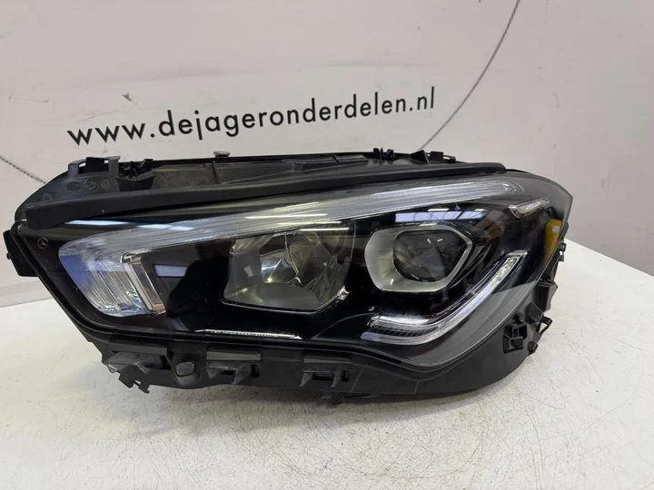 cla-w118-high-led-performance-koplamp-links-a1189062500 — foto 3
