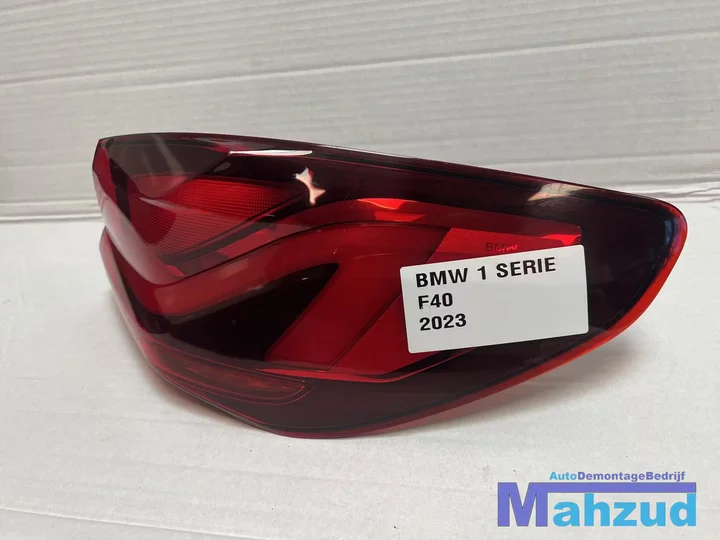 bmw-1-serie-f40-hatchback-rechts-buiten-achterlicht-2019 — foto 4