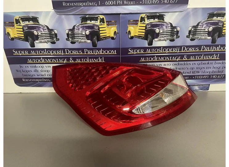 Ford fiesta  achterlicht links 