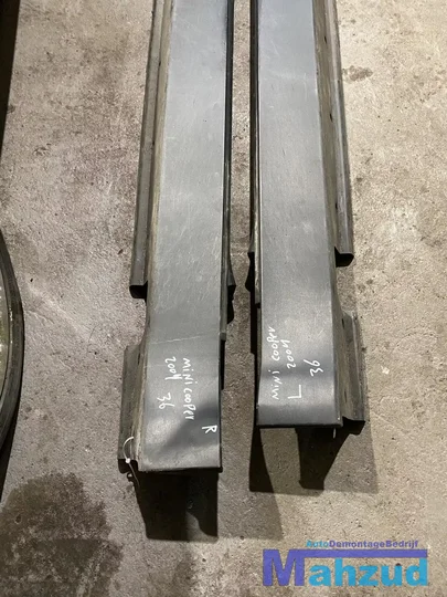 mini-cooper-one-r50-r52-r53-sideskirt-zijskirts-20012008 — foto 6
