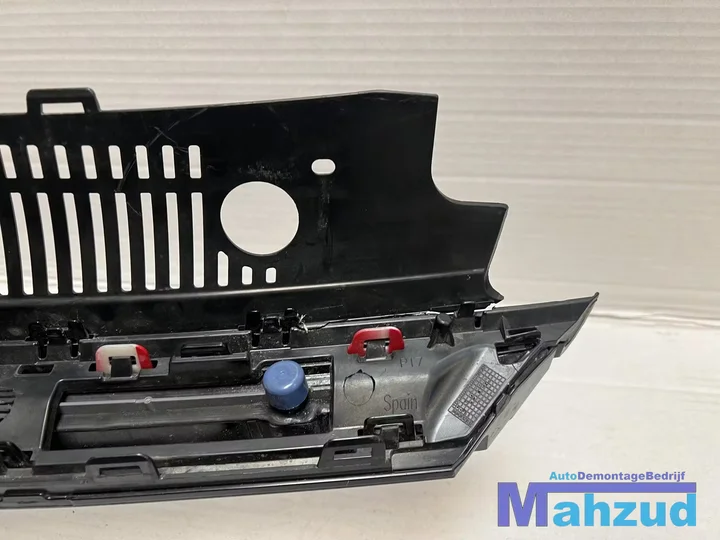 vw-golf-8-gti-grille-2021 — foto 12