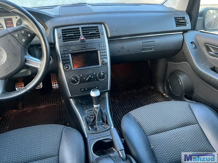 2008-mercedes-b-klasse-w245-zwart-191-demontage-266960-sloop — foto 11
