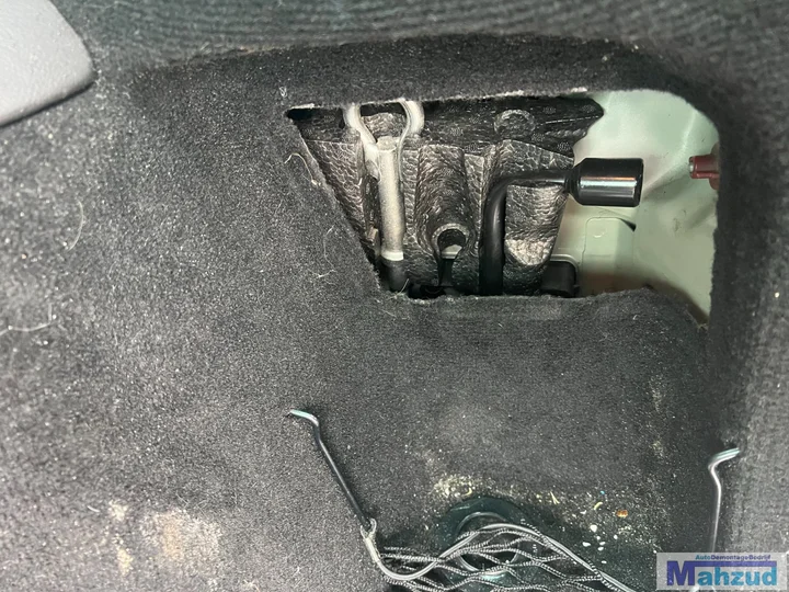 2006-peugeot-307-break-ezsd-groen-demontage-onderdelen — foto 17
