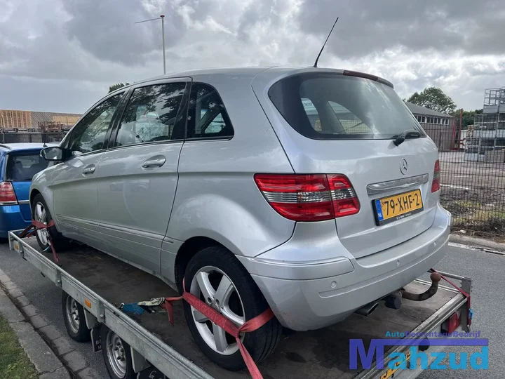 mercedes-b-klasse-w245-20-zilver-761-266960-automaatbak — foto 5