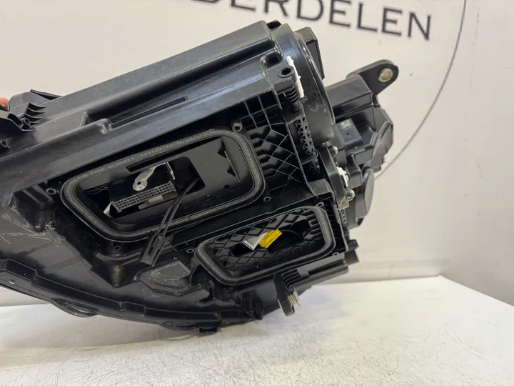 e-klasse-w213-facelift-multibeam-koplamp-rechts-a2139060410 — foto 8