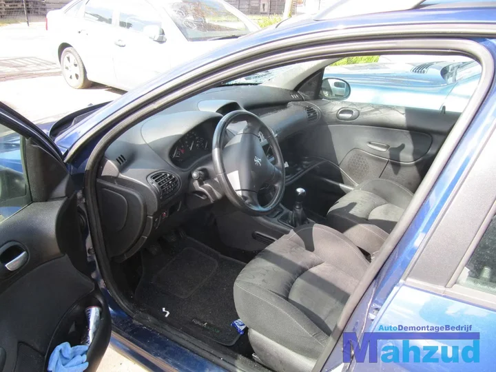 peugeot-206-sw-14-motorblok-kfw-motor — foto 8