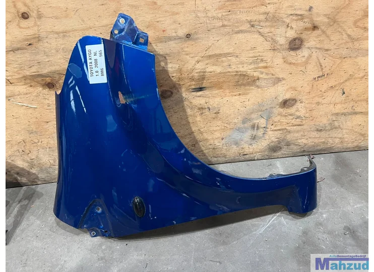 Toyota Aygo 8M6  Blauw Voorscherm Links-Voor (2005–2014)