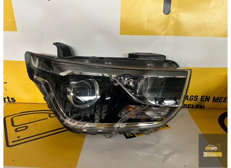 Headlight right Hyundai H1 2018 Original 92102-4a610