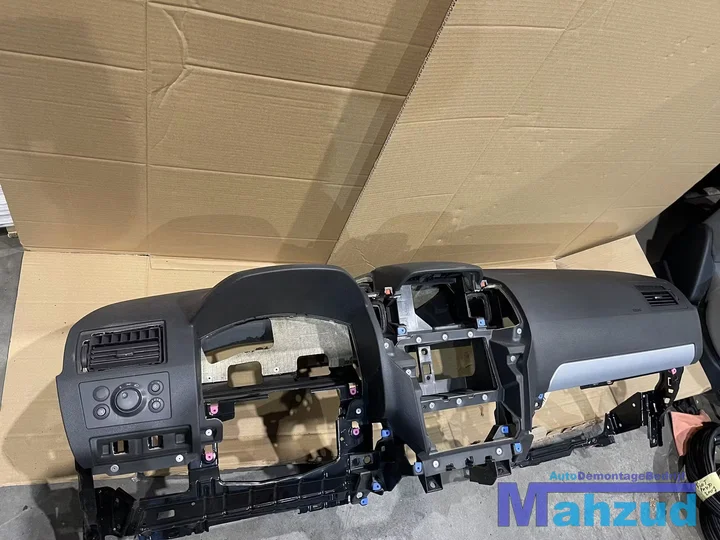 opel-zafira-b-dashboard-passagiers-airbag-2005 — foto 3