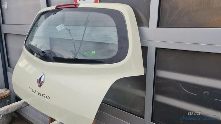 achterklep-renault-twingo-ii-creme-wit-ovenr-jaune-vanille-kofferklep-origineel-gebruikt-2007-2011 — foto 6