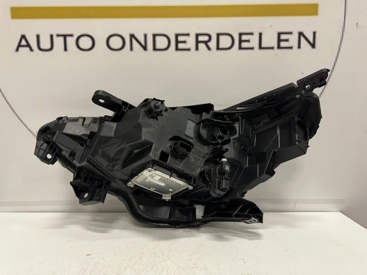 renault-clio-5-koplampen-led-vision-260609987r-260100902r — foto 9