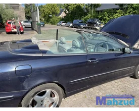 mercedes-clk-w209-cabrio-blauw-onderdelen-demontage — foto 34