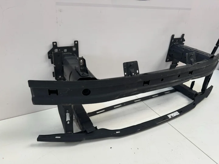 vw-id4-bumperbalk-absorber-reinforcement-11a807111 — foto 3