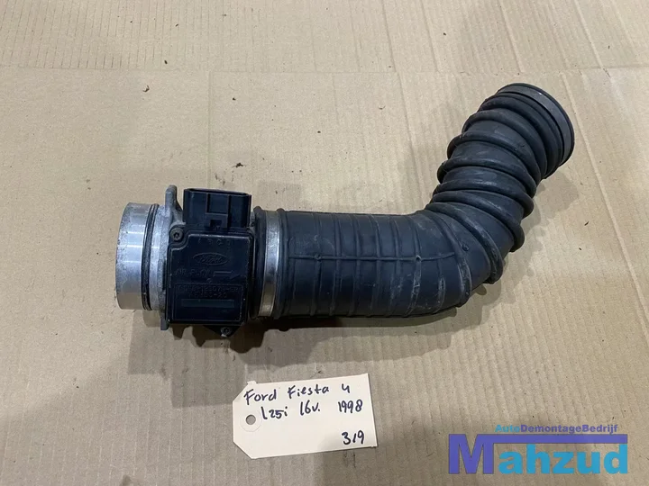ford-fiesta-4-aanzuigslang-luchtmassameter-96fb12b579eb — foto 2