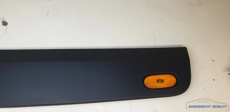 stootstrip-sierlijst-sprinter-w906-links-achter-9066903400-led-zij-markering-crafter-2007-2017 — foto 3
