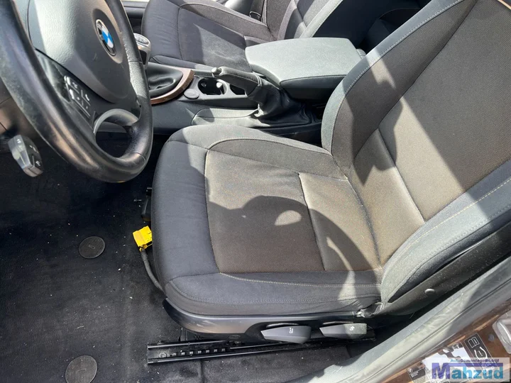 2010-bmw-1-serie-e87-118i-20-n43b20a-b090-bruin-demontage — foto 32