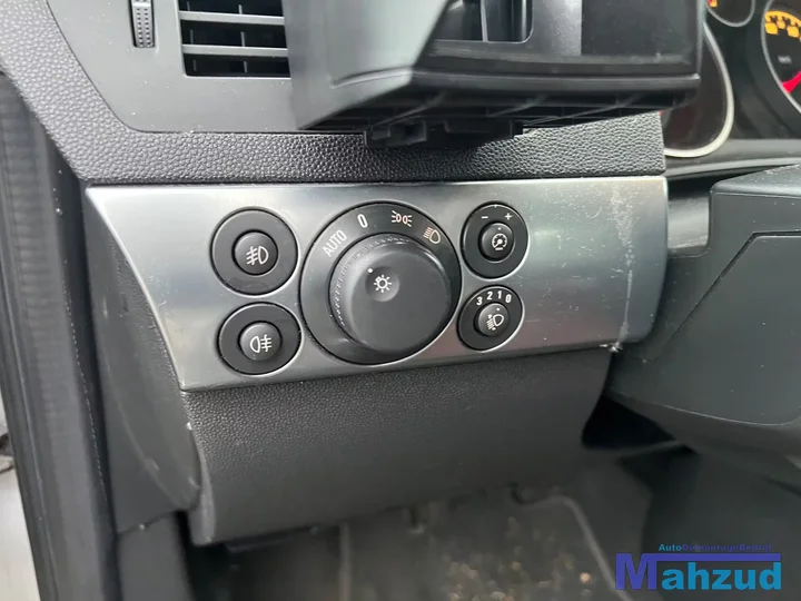 astra-h-twintop-middenconsole-schakelaar-delen-dashboard-20052010 — foto 6