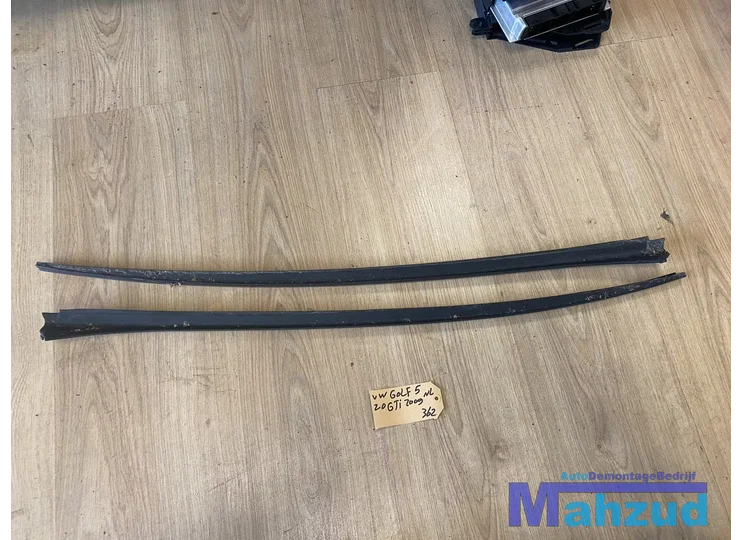 VW GOLF 5 Raamlijst raam strip lijst links rechts 2003-2009