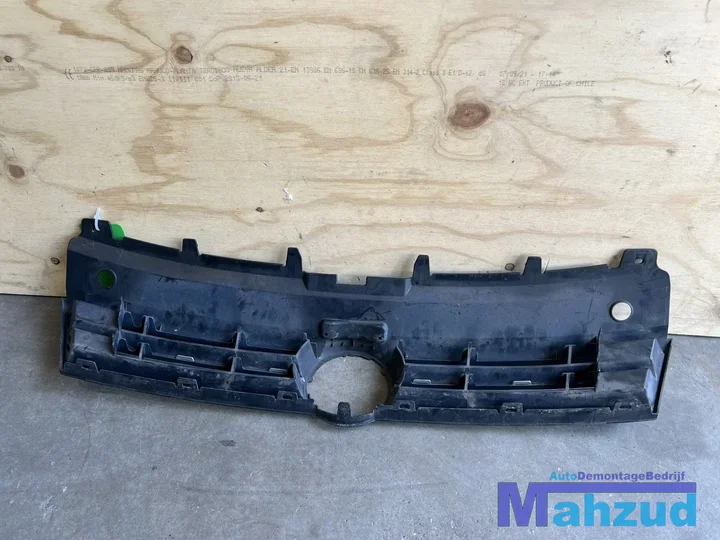 vw-polo-6r-6c-grille-gril-20092016 — foto 5