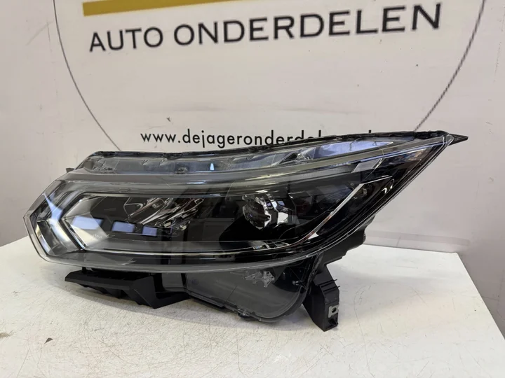 nissan-qashqai-j11-facelift-vol-led-koplamp-links-10019011 — foto 2