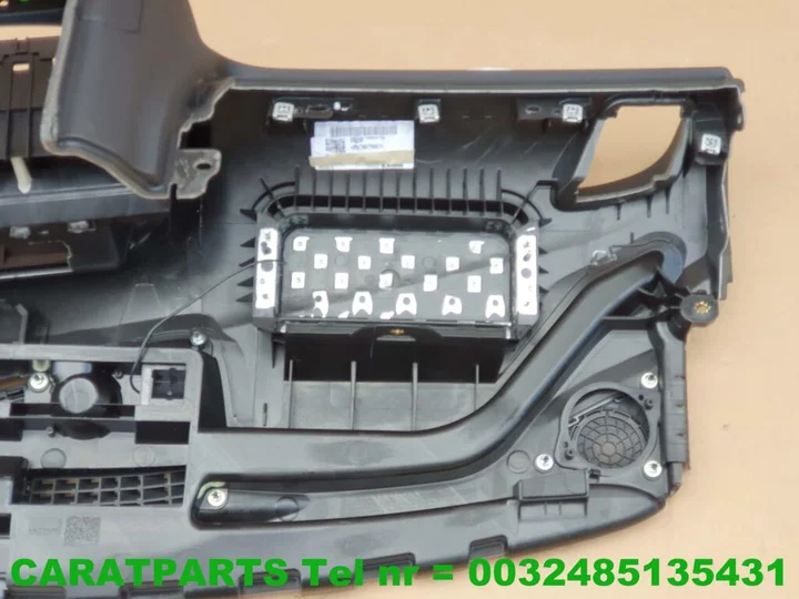 8t1857041f-8t1857003c-8t1857003d-audi-a5-dashboard-a5 — foto 14