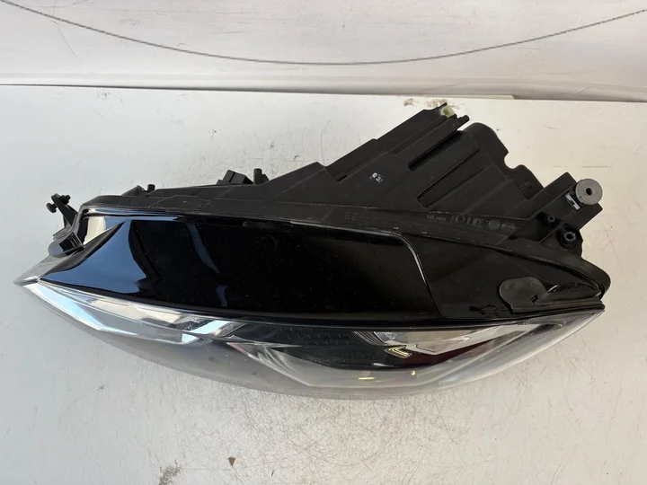 vw-golf-75-7-facelift-vol-led-koplamp-links-5g1941077 — foto 8
