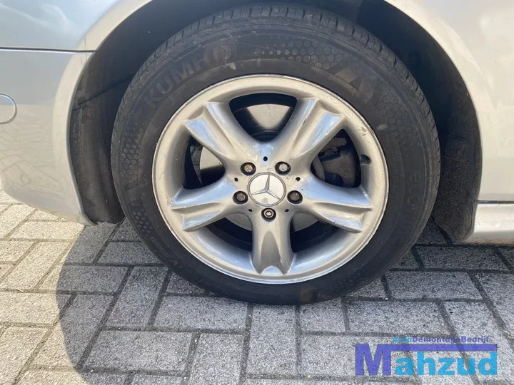 2004-mercedes-clk-32-v6-w209-112955-k744-onderdelen-cabrio — foto 26