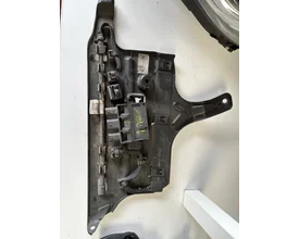 range-rover-velar-l560-parkeer-distronic-radar-sensor