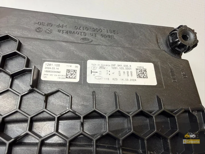 ford-tourneo-connect-2kf941035b-links-koplamp-full-led-lamp — foto 2