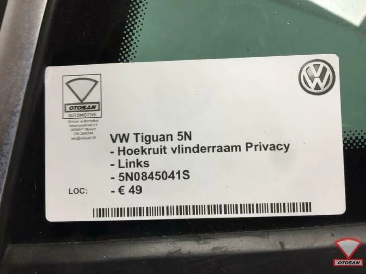 vw-tiguan-5n-vlinderraam-hoekruit-ruit-raam-links-privacy — foto 2