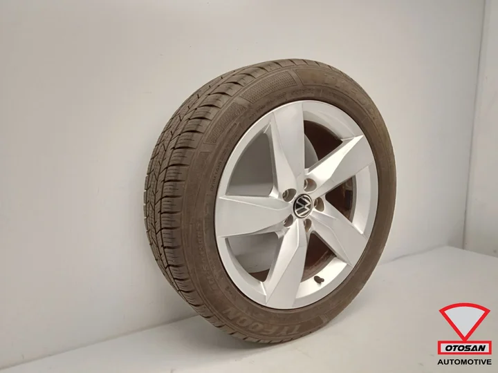 vw-tcross-chesterfield-velg-17inch-tyfoon-4season-2gm601025a — foto 3