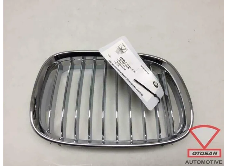 bmw 5 serie e39  grille grill rechts nieuw! 81593150