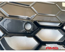 audi-a4-b9-8w-s-line-grill-zwart-logo-origineel-8w0853651-eb — foto 6