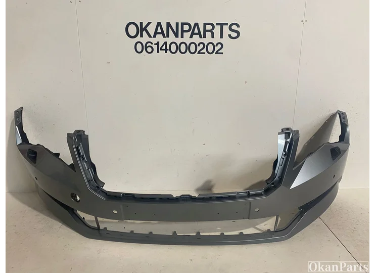 Skoda Superb III Voorbumper 3V0807221